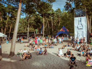 Policie na festivalu Mácháč zadržela 11 lidí kvůli drogám