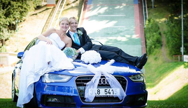 Skokan na lyžích Koudelka se oženil pod můstkem. Foto: Facebook