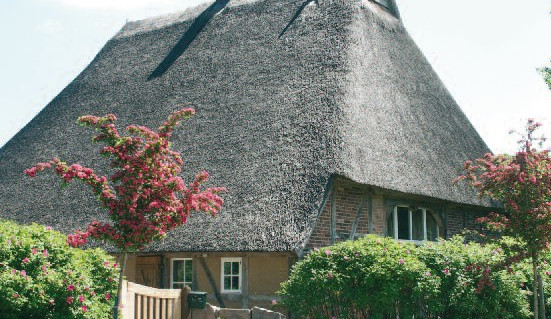 Odsunutí rodáci z Ostašova vybudovali z trosek nejhezčí vesnici Německa