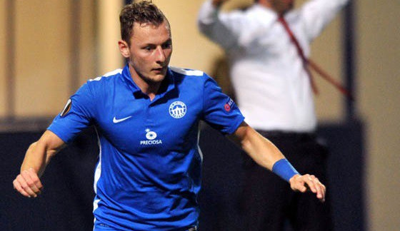 Obránce Coufal vzal rozhodující gól s Bragou na sebe. Foto: Jaroslav Appeltauer