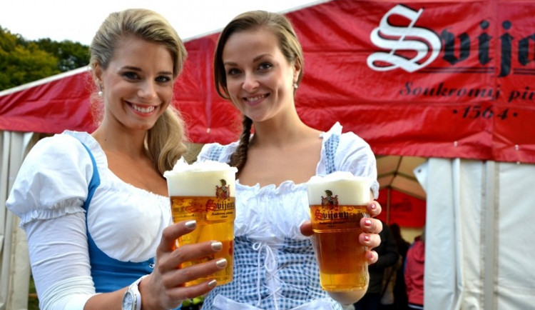 Dny českého piva – šance zajít si na Svijany zdarma