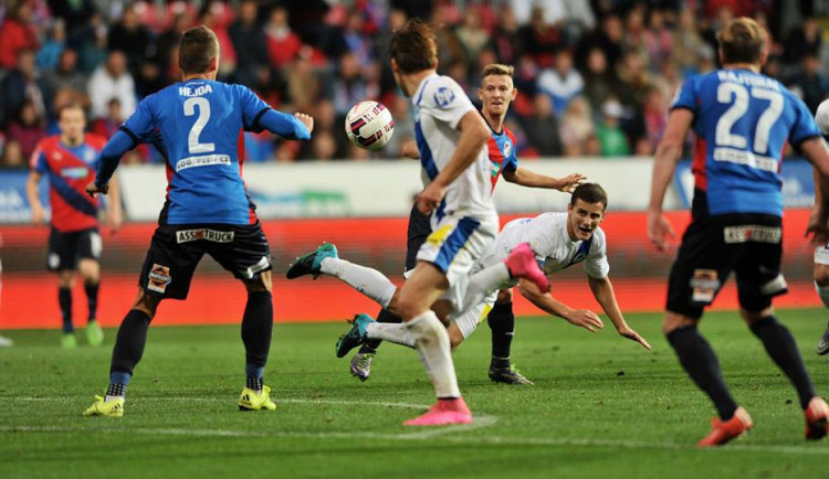 Slovan v Pzni. Foto:fcslovanliberec.cz