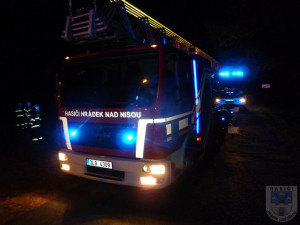 Požár v Uhelné. Foto: Hasiči Hrádek nad Nisou