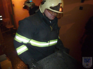 Požár v Uhelné. Foto: Hasiči Hrádek nad Nisou