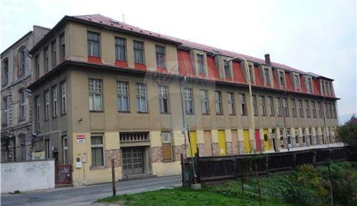 Hrádek na Liberecku koupí bývalou textilku za šest milionů korun. Foto: Remax