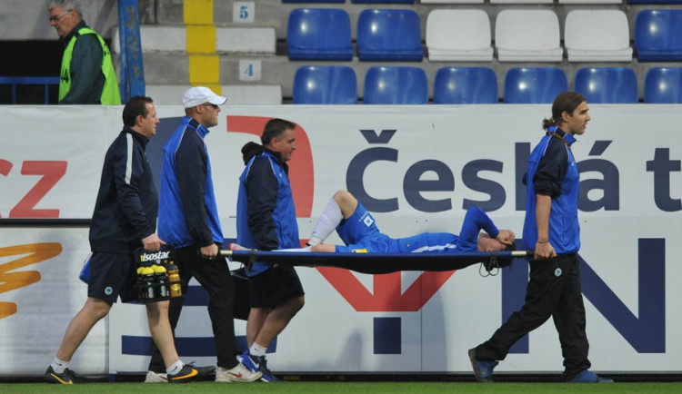 Bohemka přijela hrát spíš kung-fu, posteskl si trenér Trpišovský. Foto: Jaroslav Appeltauer
