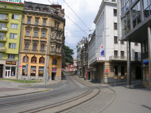 Rumunská ulice by měla dostat nový povrch, panely zmizí