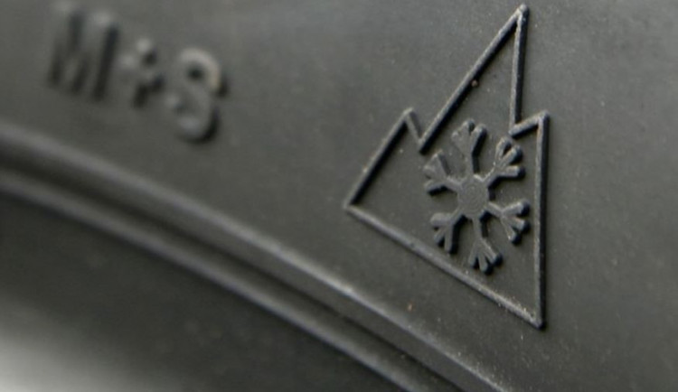 Kvalitní zimní obutí se opravdu vyplatí