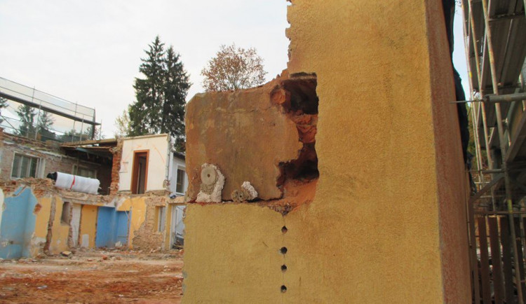 Téměř celý rodný dům Porscheho nechala škodovka zbourat