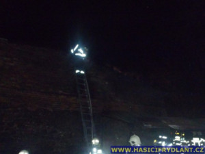 Hasiči z Frýdlantska mají za sebou bezesnou noc