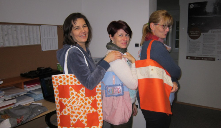 Kašparovo taškaření pomáhá najít si práci