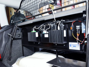 Kamery, nové radiostanice i lustrace přes tablet. Policie vybavila auta moderními technologiemi