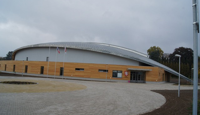 Nový krytý zimní stadion v Turnově láká, za měsíc ho navštívilo lidí jako venkovní kluziště za rok