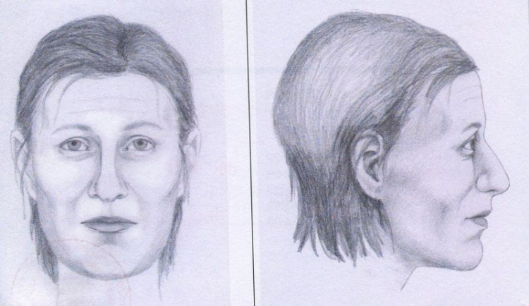 Totožnost téhle mrtvé ženy nemůžou rozluštit už přes dva roky