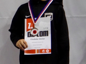 Vašek Chudoba vybojoval v kumite žáci stříbrnou medaili