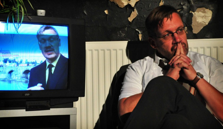 Poslední letošní M.K. Show je za dveřmi. Těšit se můžete na Davida Matáska nebo Karla Zimu