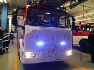 Liberečtí hasiči se v úterý loučili s kolegou. Na stanici strávil třicet let, teď odsloužil poslední směnu