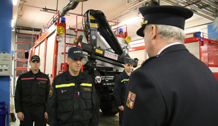 Liberečtí hasiči se v úterý loučili s kolegou. Na stanici strávil třicet let, teď odsloužil poslední směnu