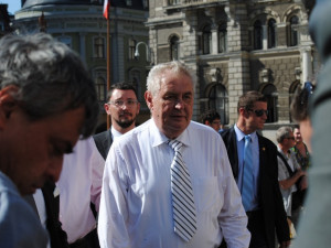 Prezident Miloš Zeman dnes otevře hospic na libereckém Perštýně
