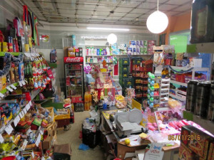 Nepořádek a špína. Inspekce zavřela samoobsluhu v Jablonci nad Nisou