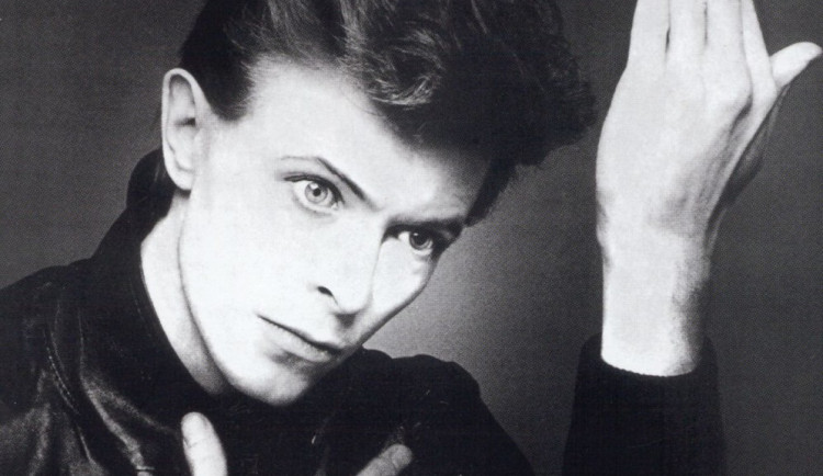 Géniové hudební scény odcházejí... Zemřel David Bowie