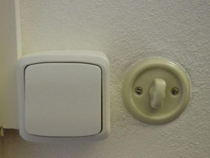 Původní a nový vypínač