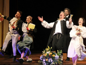 Škola žen v libereckém divadle F. X. Šaldy