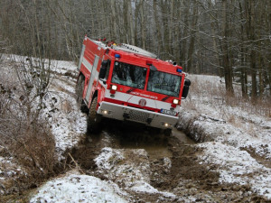 Hasiči testovali techniku v extrémních podmínkách.