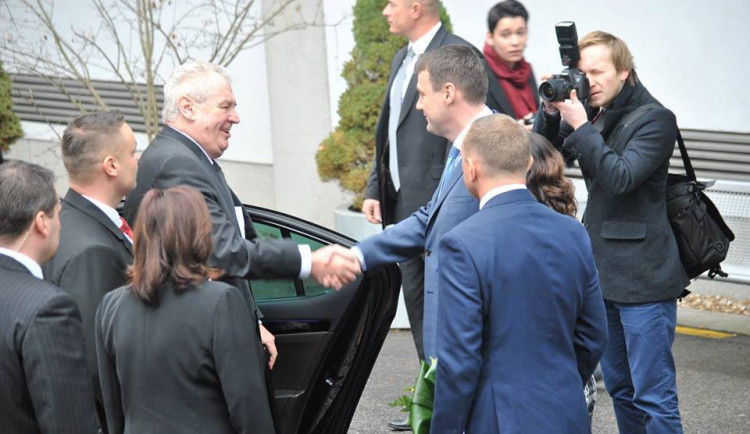 Miloš Zeman právě dorazil do Libereckého kraje