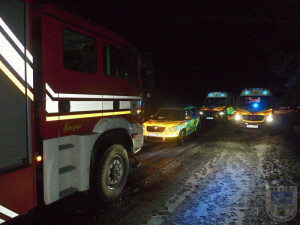 Řidička otočila Felicii na střechu, zranila tři spolucectující