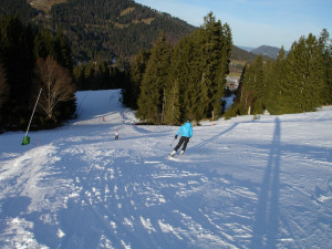 Některé skiareály v Libereckém kraji už lákají na nižší ceny