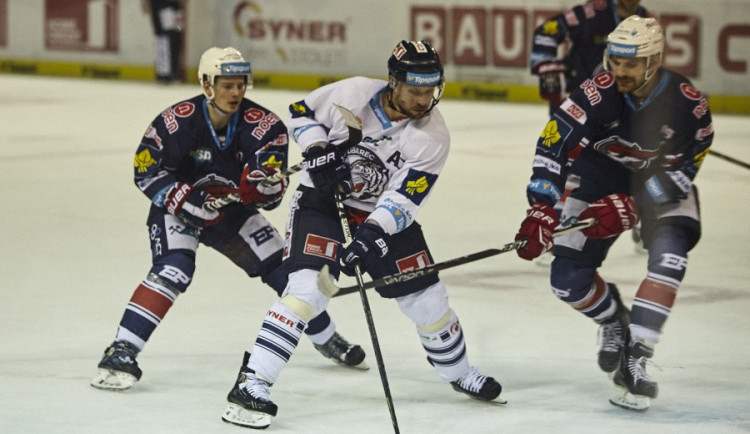 Liberec vstoupil do play off vítězně, porazil Chomutov 4:1