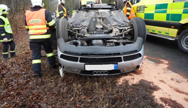 Nehoda na silnici I/13.