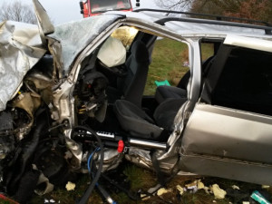 Vážná nehoda uzavřela silnici z České Lípy do Mimoně