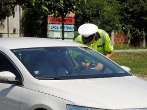 Policie odhalila na Velikonoce víc opilých řidičů než loni