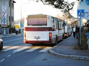 Malý počet řidičů a nízké mzdy. Odboráři chtějí zlepšit podmínky v autobusové dopravě