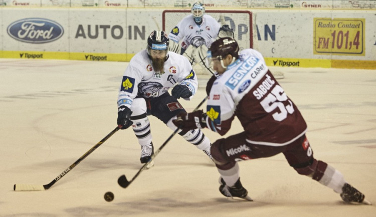 První  prohra přišla ve finále. Tygři podlehli Spartě 1:3