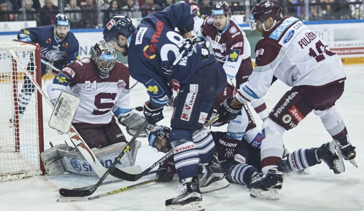 Tygři jsou zpět! Čtvrtý zápas série ovládli a finále je vyrovnané