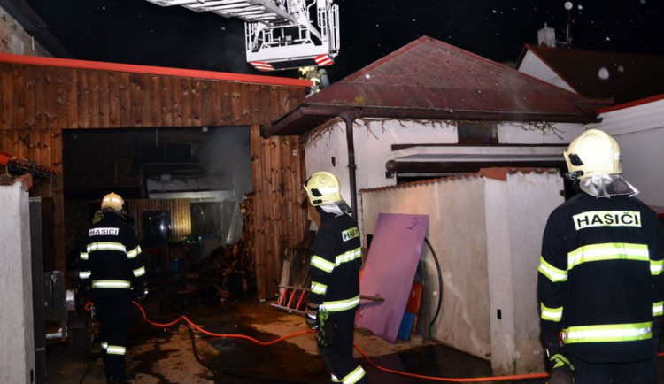 Požár přístřešku v Liberci