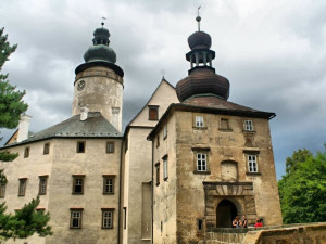 Na zámku Lemberk bude od neděle uložen ostatek sv. Zdislavy