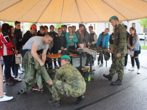 Plameny a výbuchy ukázaly, že chemie umí být zábavná i nebezpečná