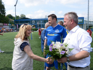 Poděkování pro ředitelku hospice Taťánu Janouškovou.