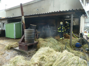 Požár v areálu bývalého Vulkánu v Hrádku nad Nisou zaměstnal tři jednotky hasičů