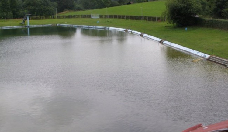 Koupaliště v Českém Dubu.