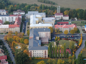 Střední škola v Turnově se možná opět rozdělí. Liberecký kraj chce uklidnit situaci