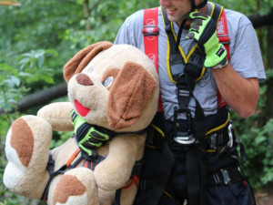 Turnovští hasiči připravili pro kolegu neobvyklé rozloučení