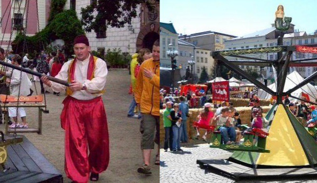 Náměstí v Liberci se o svátcích s kolotoči vrátilo do minulosti