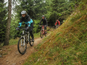 Singltrek je stále oblíbenější. Loni přibylo přes pět tisíc průjezdů