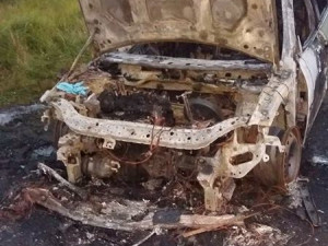 Požár osobního auta v Jizerkách způsobila technická závada