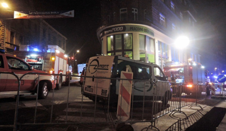 Na zimním stadionu v Jablonci unikl v pátek večer čpavek